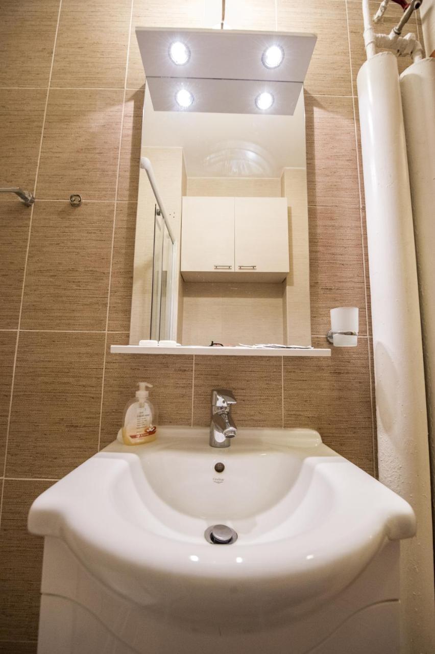 Universitate 1 Apartment Букурещ Екстериор снимка
