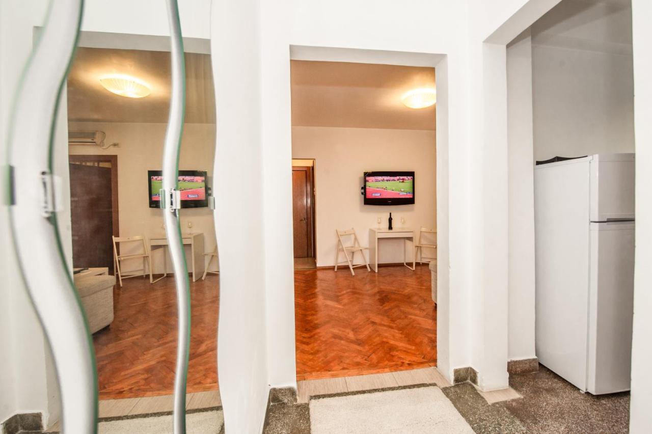 Universitate 1 Apartment Букурещ Екстериор снимка